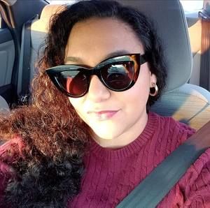 Meet your Posher, Otilia